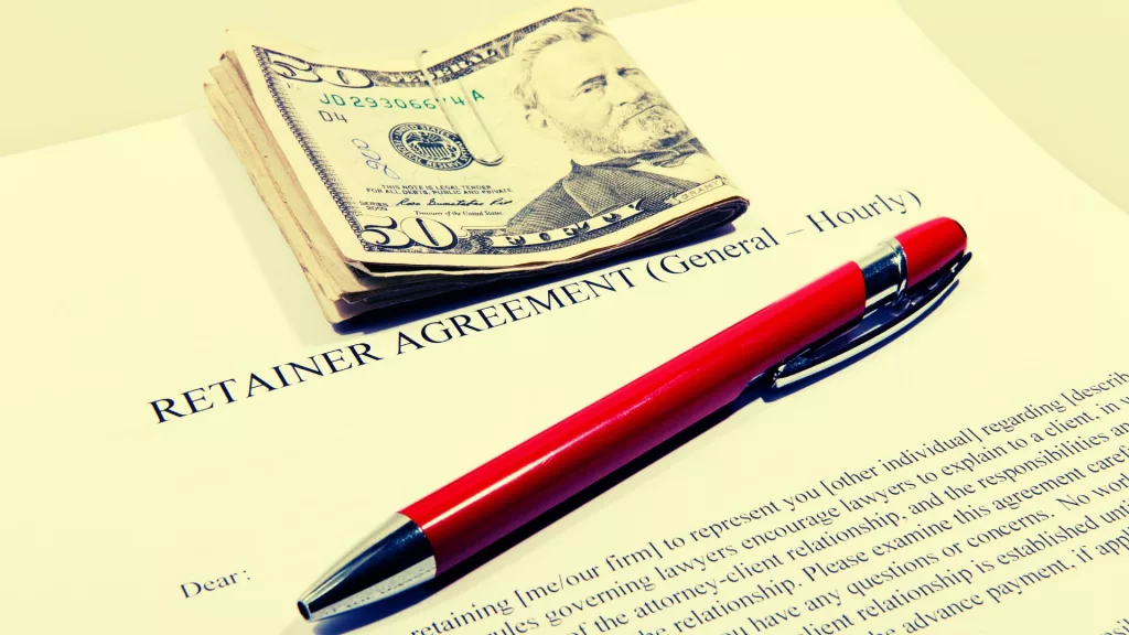 Demystifying Retainer Fees: The Solo Lawyer's Guide